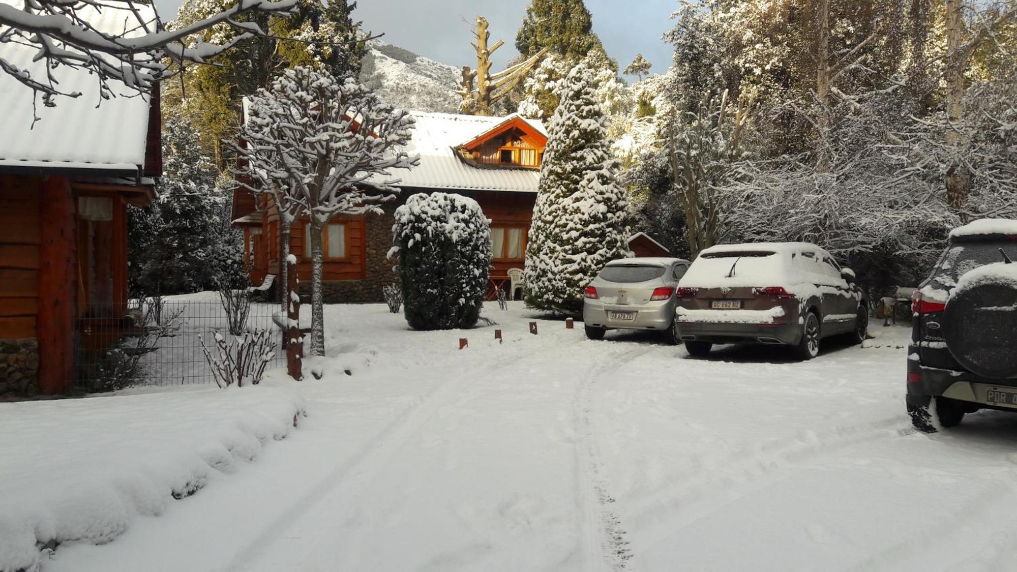 Aparthotel El Aguila Bariloche Zewnętrze zdjęcie