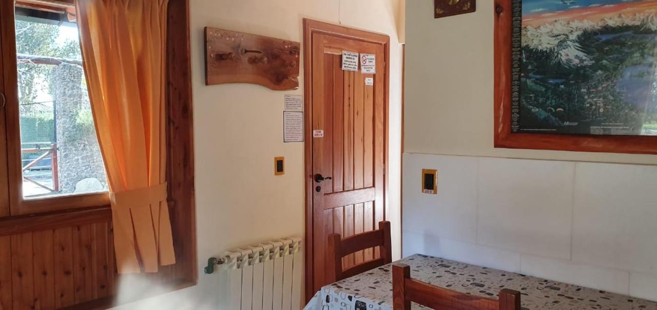 Aparthotel El Aguila Bariloche Zewnętrze zdjęcie